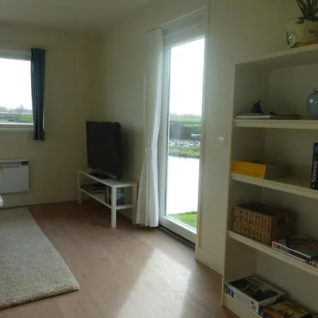 Water & Meadow In Holland 2a & 2c Prázdninový dům Schoonrewoerd