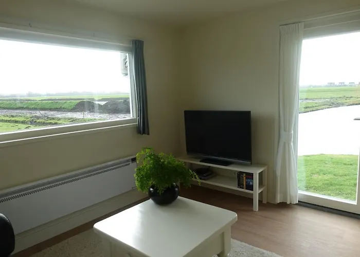 Holiday home Water & Meadow In Holland 2a & 2c *