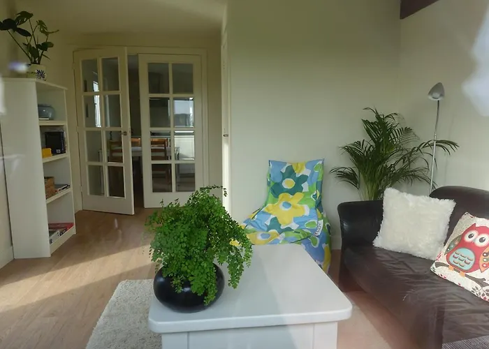 Holiday home Water & Meadow In Holland 2a & 2c Schoonrewoerd